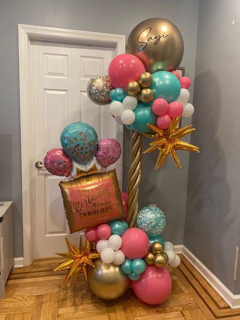 Tall Balloon Bouquet, Birthday Balloon Tower, Retirement Balloon Bouquet, Floor Centerpieces, Balloon Tower Ideas, Balloon Column Ideas, Birthday Balloon Columns, Balloon Display Ideas, Ballon Tower