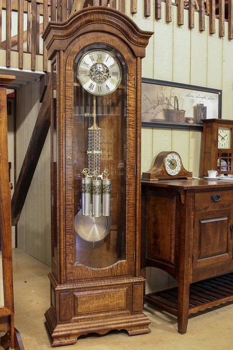 Woodworking Plans Clocks, Victorian Clocks, Antique Grandfather Clock, Home Decor Ideas Bedroom, Clock Art, Room Walls, Decor Ideas Bedroom, Home Decoration Ideas, Antique Clocks