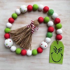 Wood Bead Garland Christmas, Garland Christmas Decor, Grinch Decor, Christmas Bead Garland, Grinch Decorations, Wood Beads Diy, Farmhouse Beads, Grinch Christmas Decorations, Wooden Bead Garland