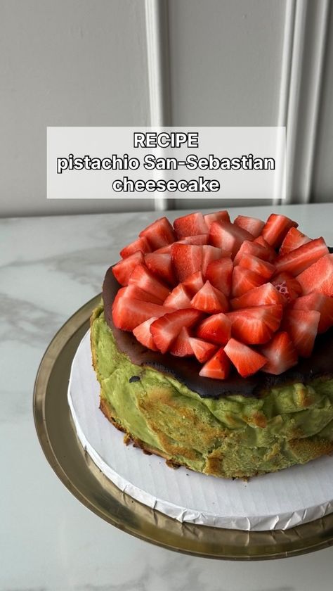 Pistachio BASQUE cheesecake 💚 Ingredients: 450 g cream cheese 260 g heavy/whipping cream 33% 15 g cornstarch 85 g pistachio paste (… | Instagram Pistachio Basque Cheesecake, Pistachio Paste, Chicken Italian, Cheesecake Ingredients, Basque Cheesecake, Bento Cakes, Matcha Tea Powder, 3 Eggs, Whipping Cream