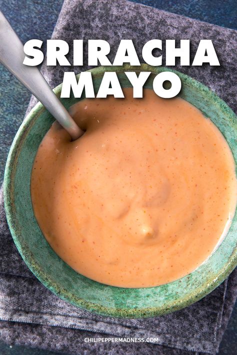 Siracha Recipes, Mayo Homemade, Sriracha Mayo Recipe, Homemade Sriracha, Sriracha Recipes, Sweet Sushi, Paleo Condiments, Mayo Recipe, Mayo Sauce