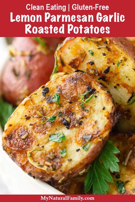 These garlic roasted potatoes have a slight hint of lemon, herbs and Parmesan cheese. Plus, they are crispy on the outside and tender on the inside. Perfection! Lemon Parmesan Roasted Potatoes, Lemon Parmesan Potatoes, Clean Eating Side Dishes, Roast Veggies, Parmesan Roasted Potatoes, Garlic Roasted Potatoes, Roasted Potato Recipes, Best Gluten Free Recipes, Gluten Free Recipes For Dinner