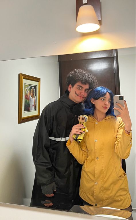 Halloween costume idea coraline wybie couple costumes Coraline And Wybie Costume Ideas, Coraline And Wybie Costume Couple, Hot Coraline Costume, Coraline Costume Aesthetic, Wybie And Coraline Halloween, Coraline And Wybie Cosplay, Caroline And Wybie Costume, Wybie Outfit, Coraline Couple Costume