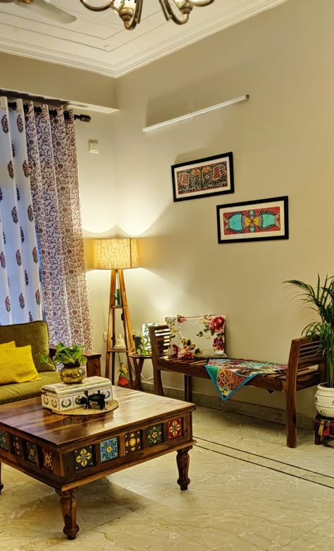 South Indian Apartment Interiors, Small Drawing Room Decor, Rajasthani Interior, Rajasthani Home Decor, Indian Living Room Ideas, Indian Apartment, Indian Living Room Design, Funny Puppies, Puppies And Kittens