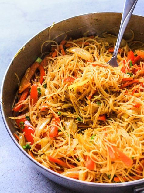 Spicy Asian Noodles, Gluten Free Side Dish, Easy Dinner Side Dishes, Gluten Free Side, Easy Dinner Sides, Vermicelli Recipes, Allergy Recipes, Singapore Noodles, Gluten Free Soy Sauce