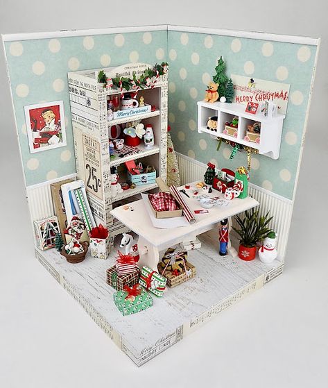 Room Boxes Miniature Dioramas, Room Box Ideas, Christmas Miniatures Diy, Christmas Kingdom, Room Box Miniatures, Christmas Miniatures, Mini Dollhouse, Christmas Shadow Boxes, Christmas Craft Fair