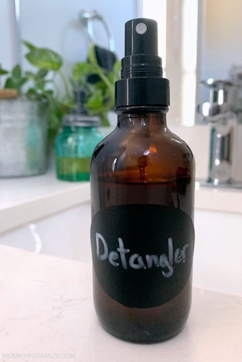 Homemade Hair Detangler Recipes Homemade Detangler, Homemade Hair Detangler, Diy Detangler, Grey Locs, Natural Hair Detangler, Diy Hair Detangler, Natural Beauty Recipes, Homemade Stuff, Homemade Hair