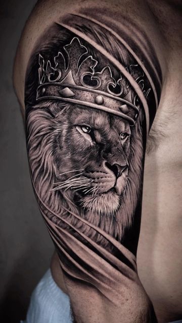 This tattoo artist has it going on. netocoutinhotattoo on Instagram Lion Tattoo Half Sleeve, Usmc Tattoo Sleeve, Skull Thigh Tattoos, Lion Arm Tattoo, Lion Shoulder Tattoo, Bull Skull Tattoos, Lion King Tattoo, Egyptian Tattoo Sleeve