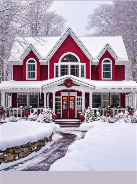 Winter Aesthetics, Victorian Style Homes, Christmas Scenery, Winter Themed, Sims House, Dream House Exterior, Christmas House, Winter House, Pretty House