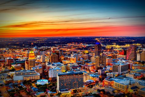 Cheap Honeymoon Destinations, San Antonio City, Cheap Honeymoon, Usa Skyline, San Antonio River, Texas City, Best Resorts, Texas Usa, San Antonio Texas