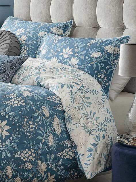 Blue And Cream Bedroom, Lake House Bedroom, Laura Ashley Bedding, Super King Duvet Covers, 100 Cotton Duvet Covers, Elegant Bedding, Double Duvet Covers, Cotton Bedding Sets, Blue Bedroom