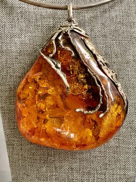 Amber Necklace Aesthetic, Lithuania Aesthetic, Amber Aesthetic, Forever Amber, Venus Palette, Vintage Gold Watch, Cushion Cut Diamond Ring, Exotic Jewelry, Sterling Silver Choker