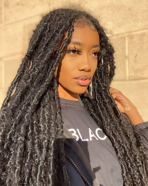 Distressed Locs Styles : Ideas for Natural Faux Locs | Jorie Hair Faux Dreads, Faux Locks, Faux Locs Hairstyles, Braid In Hair Extensions, Dreadlock Hairstyles, Locs Hairstyles, Baddie Hairstyles, Box Braids Hairstyles, Faux Locs