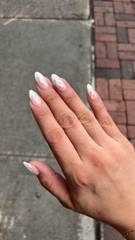 White flame almond nails manicure White Flame Nails Almond, Flame Almond Nails, White Flame Nails, White Nails With Gold, Flame Nails, Almond Shape Nails, Tip Nails, Nails Manicure, Nail Inspiration