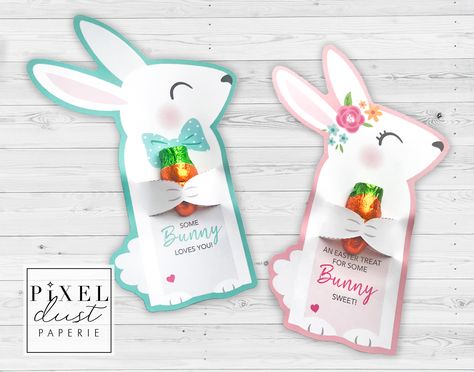 Adorable Easter Bunny Treat Hugger cards are the perfect little gift for friends, neighbors, classroom, Sunday school groups, teachers, students and more! Cards can hold small candies, lollipops, pencils, pixie sticks, pens, etc. Easter Printables, Easter Party Decor, Easter Treats, Easter Recipe, Easter Basket Ideas, Boy and Girl Basket fillers, Kids Easter Ideas, Cute Bunny, Rabbit, Candy Cards, Easter Crafts Easter Bunny Cards, Straw Valentine, Easter Spring Decor, Easter School, Easter Party Favor, Easter Preschool, Card Candy, Kids Easter Basket, Valentine's Day Printables