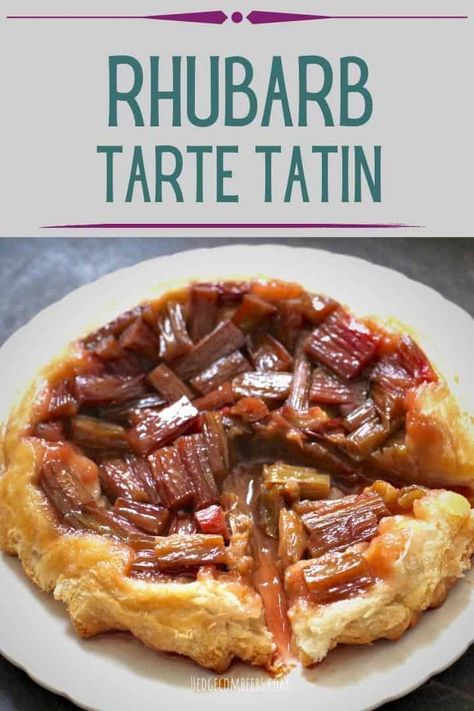 💥 Rhubarb Tarte Tatin - Easy Homemade Recipe 💥 This Homemade Rhubarb Tarte Tatin recipe is a rustic twist on a classic French recipe, using fresh local rhubarb in place of the more traditional apple. Strawberry Rhubarb Galette, Vegan Strawberry Rhubarb, Rhubarb Galette, Easy Packed Lunch, Galette Recipe, Vegan Pie, Rhubarb Recipes, Flaky Pastry, Easy Homemade Recipes