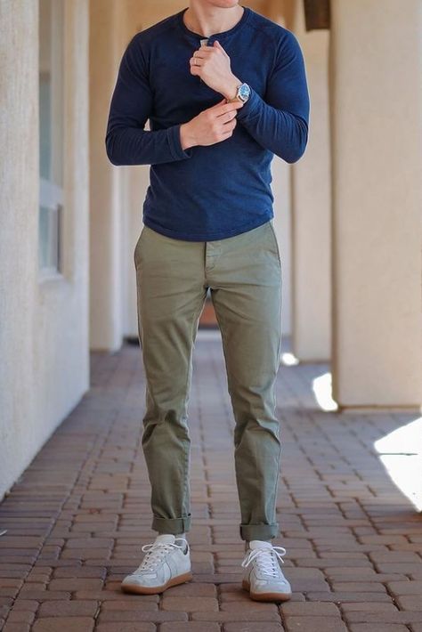 Sweater Outfits Men, Smart Casual Work Outfit, Mens Business Casual Outfits, Preppy Mens Fashion, Preppy Men, Pants Outfit Men, Smart Casual Men, Men Fashion Casual Shirts, Stylish Men Casual