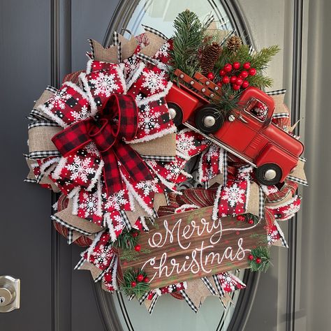 🚚 Searching for a Red Truck wreath with a twist? Consider one adorned with a 'Merry Christmas' or 'Comfy Cozy' sign for that special touch. This distinctive wreath could be the perfect find for you. Take a glance at the truck's bed, brimming with lush greenery, vibrant berries, and rustic pinecones. Notice how the sign is tastefully accented with greenery and berries at each corner. 🚚 The wreath is crafted on a 24-inch raised work form, encircled by 21-inch rustic deco mesh at the frame's base Winter Front Porch Decor, Red Truck Wreath, Red Truck Decor, Truck Wreath, Truck Decor, White Christmas Wreath, Christmas Gift Items, Red Truck Christmas, Snowflake Wreath