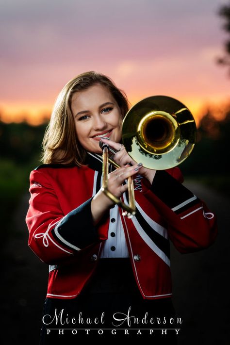 Marching Band Pictures Ideas, Marching Band Photoshoot Ideas, Band Senior Picture Ideas, Senior Band Picture Ideas, Trumpet Photoshoot, Marching Band Senior Pics, Marching Band Photoshoot, Senior Picture Ideas Band, Marching Band Senior Photos