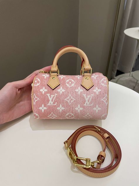 Louis Vuitton Nano SpeedyDenim Rose GHWSize 16 x 11 x 8 cmAdjustable StrapYear 20229.8/10 Like New (minimal patina on leather otherwise like new)Includes box and dust bagPrice now 2250 sgd 1710 usd CN5832-02 Louis Vuitton Nano Speedy, Nano Speedy, Sac Louis Vuitton, Girl Backpacks School, Bag Collection, Diaper Backpack, Casual Backpack, Casual Bags, Womens Backpack