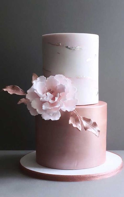 Wedding Cake Pink, Stunning Cakes, Wedding Cake Vanilla, Wedding Color Palettes, Pretty Wedding Cakes, Themes Wedding, Beautiful Cake Designs, Elegant Birthday Cakes, Traditional Wedding Cake