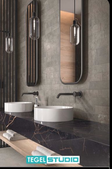 Bathroom Lighting Inspiration, Mirror Toilet, Design Interior Baie, Hotel Restaurant Design, Modern Contemporary Bathrooms, Modern Contemporary Bathroom, Contemporary Bathroom Designs, Bad Inspiration, Bad Design