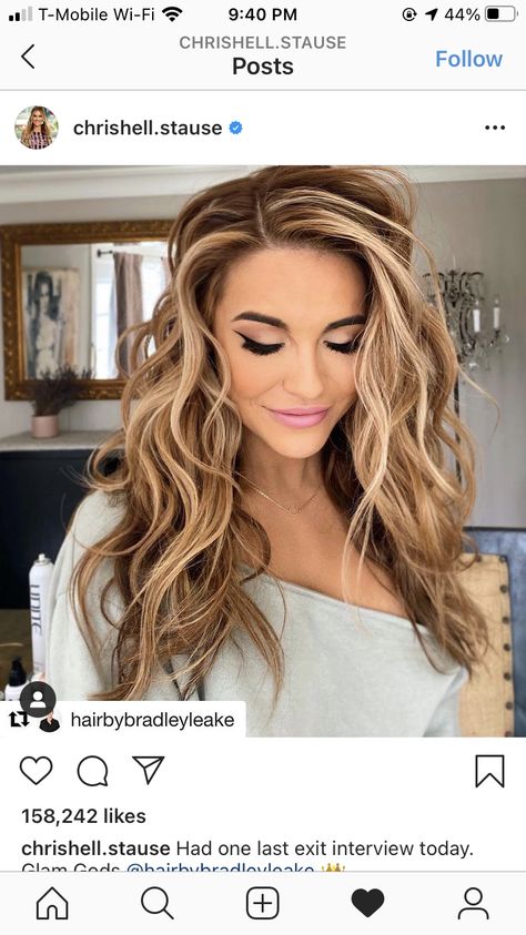 Caramel Hair With Blonde, Chrishell Stause Hair, Caramel Hair With Blonde Highlights, Balayage Brunette To Blonde, Chrishell Stause, Strawberry Blonde Hair Color, Hair With Blonde Highlights, Hair Color Caramel, 2023 Hair