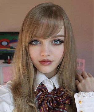 Dakota Rose, Living Barbie, Fall Makeup Trend, Real Barbie, Human Doll, Doll Makeup, Living Dolls, Modern Hairstyles, Doll Face