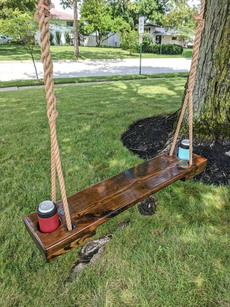 Adult Swings Backyard, Outdoor Swings For Adults Backyards, Outside Swings For Adults, Pallet Swings Hanging, Outside Swings For Adults Diy, Tree Swing Ideas, Tree Swings Diy, Trees With Swings, Swings Between Two Trees