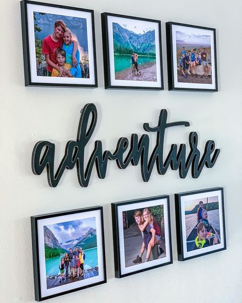 School Pictures Display, Travel Photo Wall, Souvenir Display, Travel Themed Room, Travel Photos Display, Family Pictures On Wall, Travel Gallery Wall, Adventure Wall, Frame Wall Collage