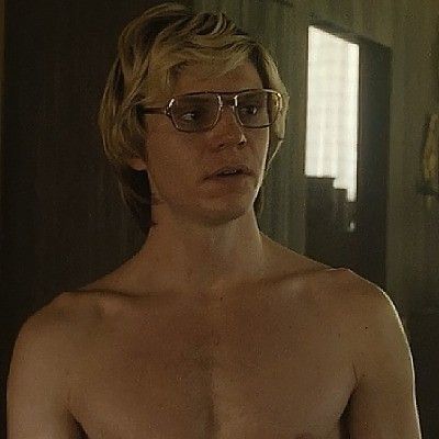 Dahmer Movie, Jeff Dahmer, James And Alyssa, Geek Movies, Evan Peters, Hot Actors, American Horror, American Horror Story, Perfect Man