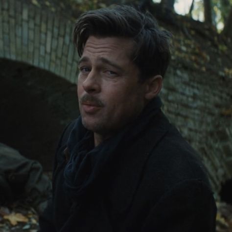 lt. aldo raine Aldo Raine, Inglorious Basterds, Hans Landa, Inglourious Basterds, Blade Runner, Film Aesthetic, Literally Me, Brad Pitt, Real Life