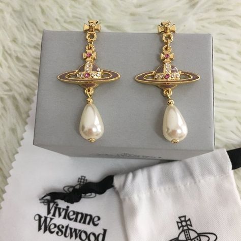 Vivienne Westwood Pearl Drop Earrings Henriette Earrings Vivienne Westwood, Vivien Westwood Earrings Gold, Pearl Drop Earrings Vivienne Westwood, Vivienne Westwood Pearl Drop Earrings, Vivienne Westwood Jewellery Earrings, Gold Vivienne Westwood Earrings, Vivienne Westwood Earrings Gold, Vivian Westwood Earrings, Vivienne Westwood Pearl Earrings