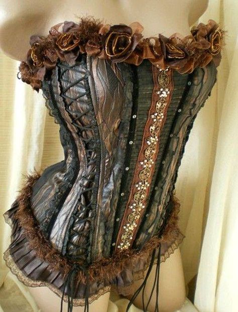 . Moda Steampunk, Corset Steampunk, Mode Steampunk, Dark Circus, Leather Bustier, Style Steampunk, Steampunk Corset, Steampunk Wedding, Look Retro