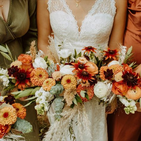 Zara + Chase's boho-inspired wedding in Denver, Colorado​​​​​​​​ included a color palate of burnt orange/rust, sage green, champagne, pink terracotta, and white. Loved their rug-lined aisle and creating their dry-flower arch. ​​​​​​​​ Photographer: @jordananne.photo ​​​​​​​ #coloradowedding #coloradoweddingflorist #bohowedding #bohoweddingarch #bohoweddingflowers #coloradoweddingflowers #floraldesign #denvercolorado #coloradobride #coloradospringsflorist #coloradoflorist #coloradospringswedding Champagne Wedding Flowers, Boho Wedding Arch, Pink Terracotta, Green Wedding Bouquet, Rusting Wedding, Green Champagne, Orange Wedding Flowers, Burnt Orange Weddings, Boho Wedding Flowers