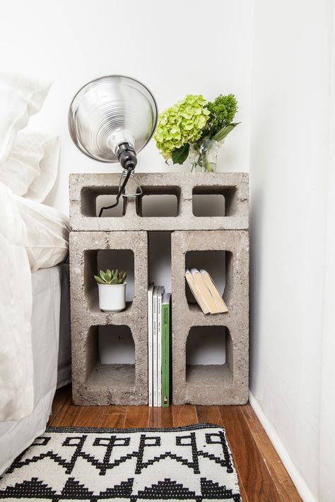 Bricks or cinder block nightstand... use them to build benches by combining them with wood. Would be great for the Studio or Craft room to build shelves. Cinder Block Furniture, Table For 12, Block Table, Diy Casa, Cinder Block, Concrete Blocks, Night Stand, Bed Room, Apartment Living