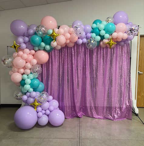 #pastels #squishmallows #stars #balloongarland Party Pops, Balloon Garland, Balloons, Pastel, Stars