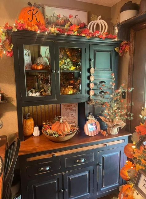 ~Cozy Farmhouse Home Decor AND More !🏡 | Facebook Fall China Cabinet Display, Fall Hutch Decor Ideas, Farmhouse China Cabinet, Winter Kitchen Decor, China Hutch Decor, Modern Shabby Chic, Cottage Modern, Hutch Decor, China Hutch