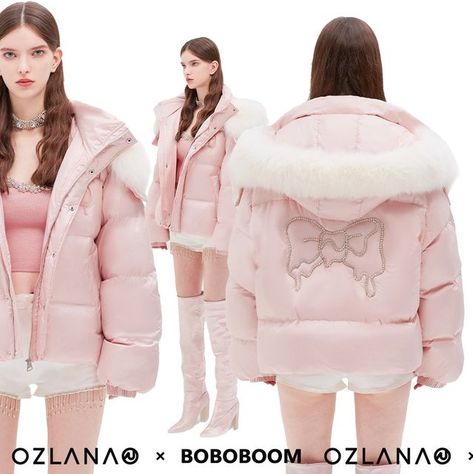 OZLANA on Instagram: "BoBoBoom Collaboration Looks 🖤 A collaboration with Chinese hand sculpture artist BoBoBoom, this collection of puffer and teddy jackets is inspired bytheir signature melting bow design. Catch the full collection online & explore our Free BoBo Collaboration Jacket Gift with any Classic Fur Parka." Cute Winter Coat Outfits, Bow Puffer Jacket, Cute Winter Jackets, Pink Puffy Jacket, Cute Puffer Jacket, Pink Winter Jacket, Pink Fur Jacket, Cute Winter Coats, Puffer Jacket With Fur