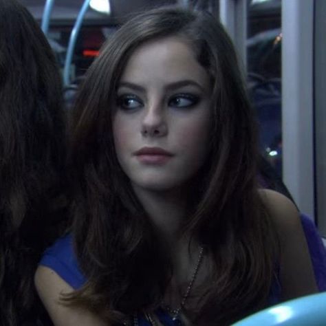 #effy #skins #icon Effy Skins, Elizabeth Stonem, Effy Stonem, Skins Uk, Under Your Spell, Kaya Scodelario, Aesthetic People, Iconic Women