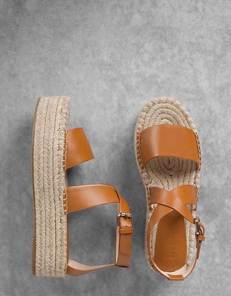 5e1b18c4c6a6d31695acbae3fd70ecc6 Espadrilles Outfit, Daily Shoes, Wedge Espadrilles, Shoe Closet, Crazy Shoes, Shoe Obsession, Shoe Lover, Mode Inspiration, Shoe Game