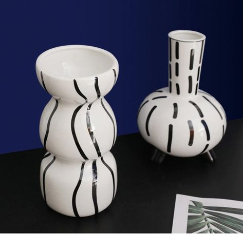 Ceramic Hand-Painted Black and White Vase, Nordic Black Striped Vase, Mid Century Modern Vase Wondering how to bring a touch of elegance to your space? Black and white never goes out of style! Our ceramic Nordic vases are hand painted with a monochrome striped design that works perfectly in any minimalist decor. With its simple, monochrome design and delicate, hand-painted stripes, it's an easy way to add a little Scandinavian flair to your home. The vase is beautiful on its own--perfect for a s Space Black And White, Vase Ceramics, Vases Ceramic, Black And White Vase, Nordic Vase, Striped Vase, Retro Art Deco, Gifts For My Girlfriend, Hand Painted Vases