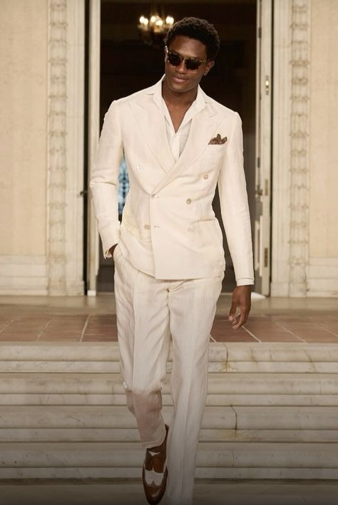 Mens Suits Style Modern Classy, All White Mens Outfit, White Wedding Suits For Men, Mens Suits Style Modern, Groom Blue Suit, Linen Suits For Men, White Wedding Suit, White Linen Suit, Classy Suits