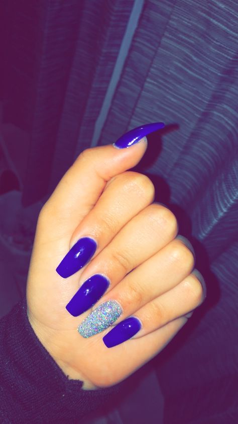 Cute Nails Acrylic Coffin Blue, Royal Blue Acrylic Nails Glitter, Blue Acrylic Nails Coffin, Senior Nails, Blue Nails Coffin, Silver Acrylic Nails, Sns Nails Designs, Ballerina Acrylic Nails, Oval Acrylic Nails