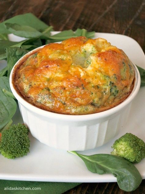 Breakfast Recipes For Two, Cheddar Frittata, Recipe For 1, Ideas For Breakfast, Frittata Recipe, Single Serving Recipes, Protein Meal, Recipes For Two, Frittata Recipes