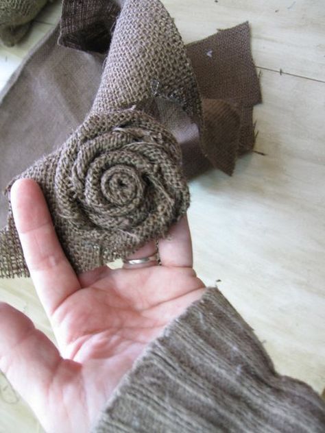 burlap flower. I've been looking for an easy tutorial on how to do this!. 3 Dimensional Art, Burlap Rosettes, Burlap Wreath Tutorial, Knitted Stuff, Burlap Projects, Burlap Flower, Dimensional Art, Burlap Wreaths, Wreath Burlap