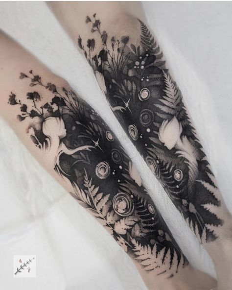 Geniale Tattoos, Unique Tattoo Designs, Desenho Tattoo, Black Ink Tattoos, Elegant Tattoos, Half Sleeve Tattoo, Cover Up Tattoos, Feminine Tattoos, Tattoo Design Drawings