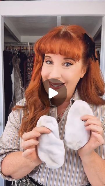 Christie Moeller | Stylist on Instagram: "How to get white socks white again #styletips #styletip #fashiontips #stylehacks #stylehack #laundry #laundrytips" Cleaning Socks, Brighten Whites, Classic Glam, Clothes Hacks, Clothing Tips, Laundry Tips, Nike Socks, Stain Removal, Clean Living