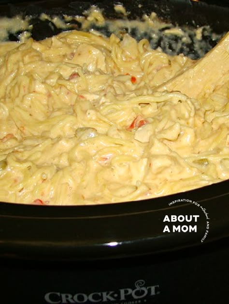 Chicken Spaghetti Recipe With Velveeta, Chicken Spaghetti With Velveeta, Chicken Spaghetti Velveeta, Crock Pot Chicken Spaghetti, Crockpot Cheesy Chicken, Rotel Chicken Spaghetti, Crockpot Chicken Spaghetti, Chicken Spaghetti Recipe, Crockpot Spaghetti