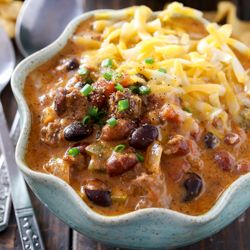 Baked by Rachel  » Slow Cooker Cheesy Beef Nacho Chili Chili Crockpot Recipes, Nacho Chili, Quick Ground Beef Recipes, Chili Crockpot, Bean Nachos, Main Entrees, Bariatric Diet, Crockpot Dinners, Chili Recipe Crockpot